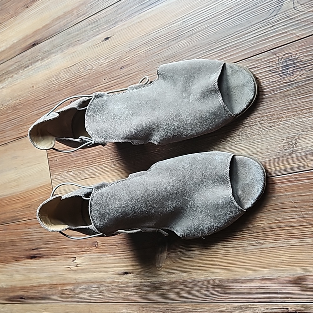 Lucky Brand Taupe Suede Peep-Toe Cutout Ankle Booties - Picture 2 of 6